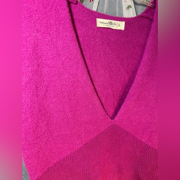 Natural Life sleeveless crop top sweater EUC - Picture 3 of 4